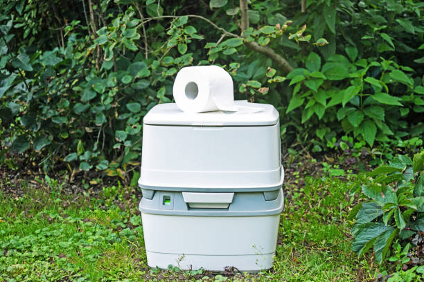 Portable Toilet Options We Offer in Pima, AZ